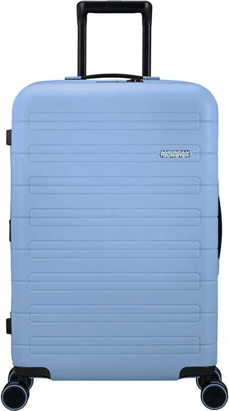 American Tourister Novastream Spinner 67 Exp pastel blue Harde Koffer