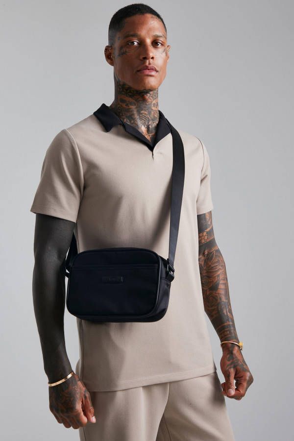 boohoo Nette Nylon Schoudertas, Black